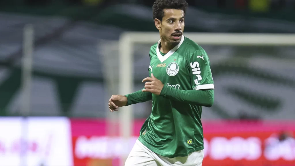 palmeiras:-lucas-evangelista-passara-por-cirurgia-e-esta-fora-da-temporada