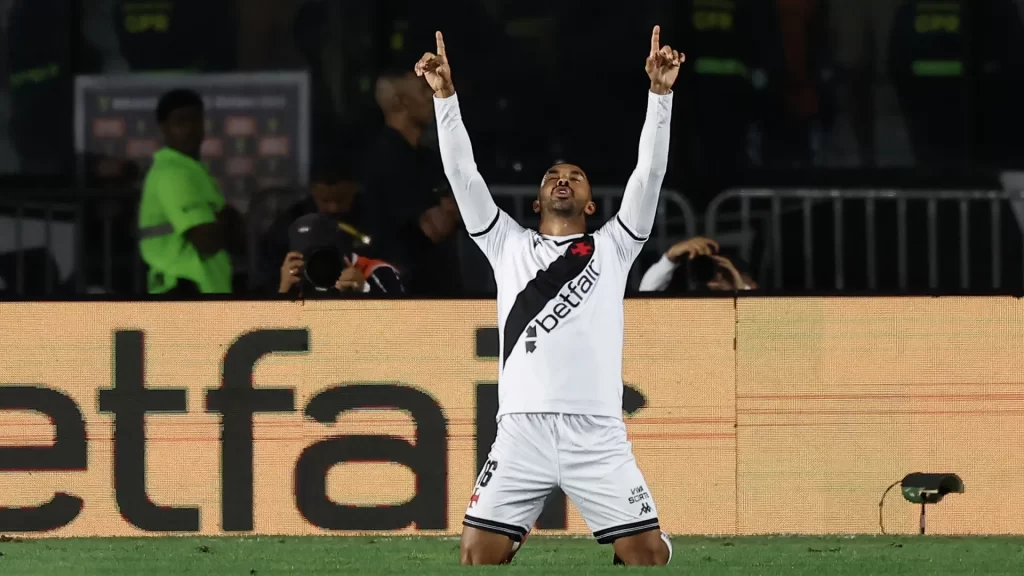 paulo-henrique,-do-vasco,-e-convocado-a-selecao-apos-corte-de-wesley