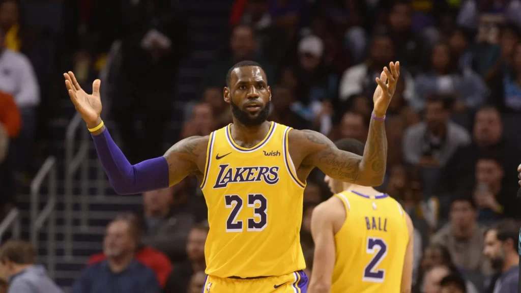 LeBron James promete anunciar “decisão das decisões” nesta terça-feira lebron-james-promete-anunciar-“decisao-das-decisoes”-nesta-terca-feira