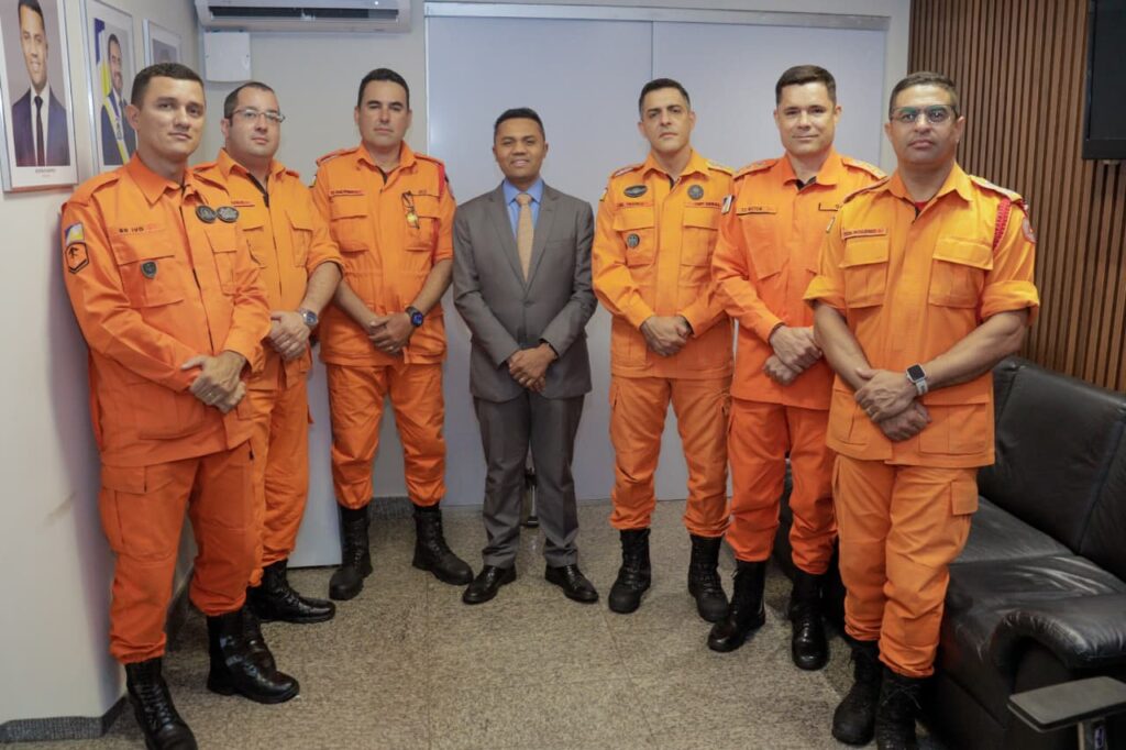 Proposta por Moisemar, Aleto realizará sessão solene em homenagem ao Corpo de Bombeiros Militar proposta-por-moisemar,-aleto-realizara-sessao-solene-em-homenagem-ao-corpo-de-bombeiros-militar