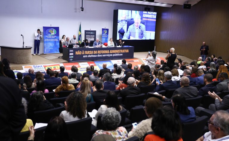 Entidades de servidores rejeitam proposta de reforma administrativa entidades-de-servidores-rejeitam-proposta-de-reforma-administrativa