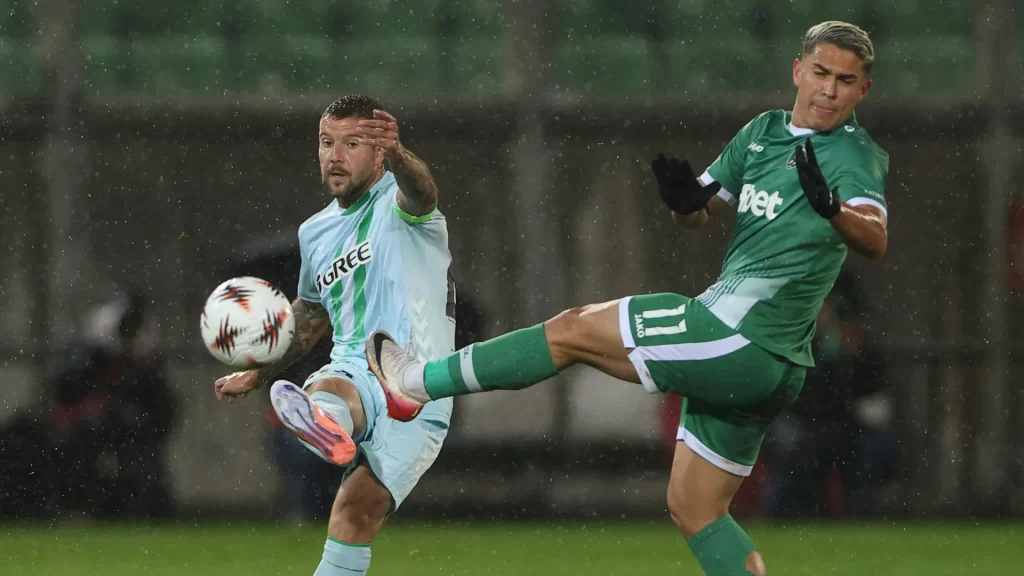 Atacante do Betis rebate rumores’: “Não sou gay, mas e se fosse?” atacante-do-betis-rebate-rumores’:-“nao-sou-gay,-mas-e-se-fosse?”