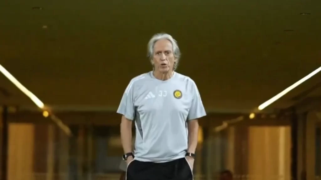 Jorge Jesus arriscou falar inglês e o momento já se tornou viral; assista jorge-jesus-arriscou-falar-ingles-e-o-momento-ja-se-tornou-viral;-assista