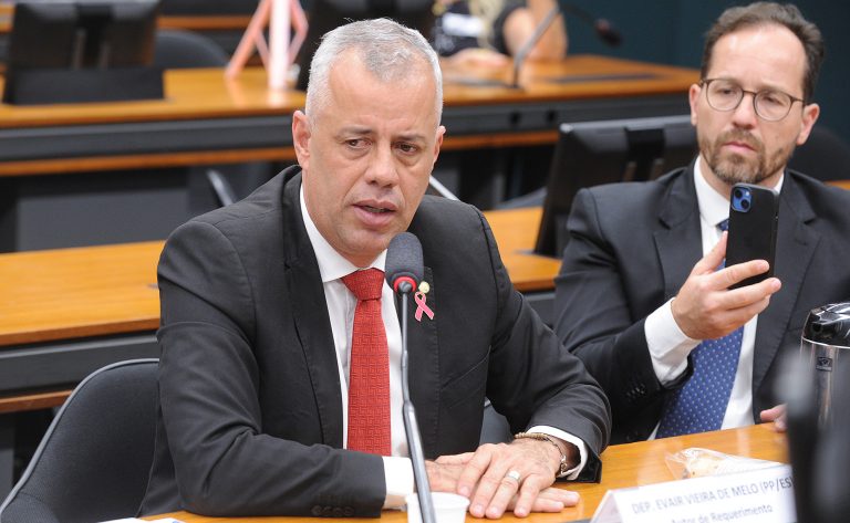 Comissão aprova proposta que repassa 1% do ITR para qualificação profissional no campo comissao-aprova-proposta-que-repassa-1%-do-itr-para-qualificacao-profissional-no-campo