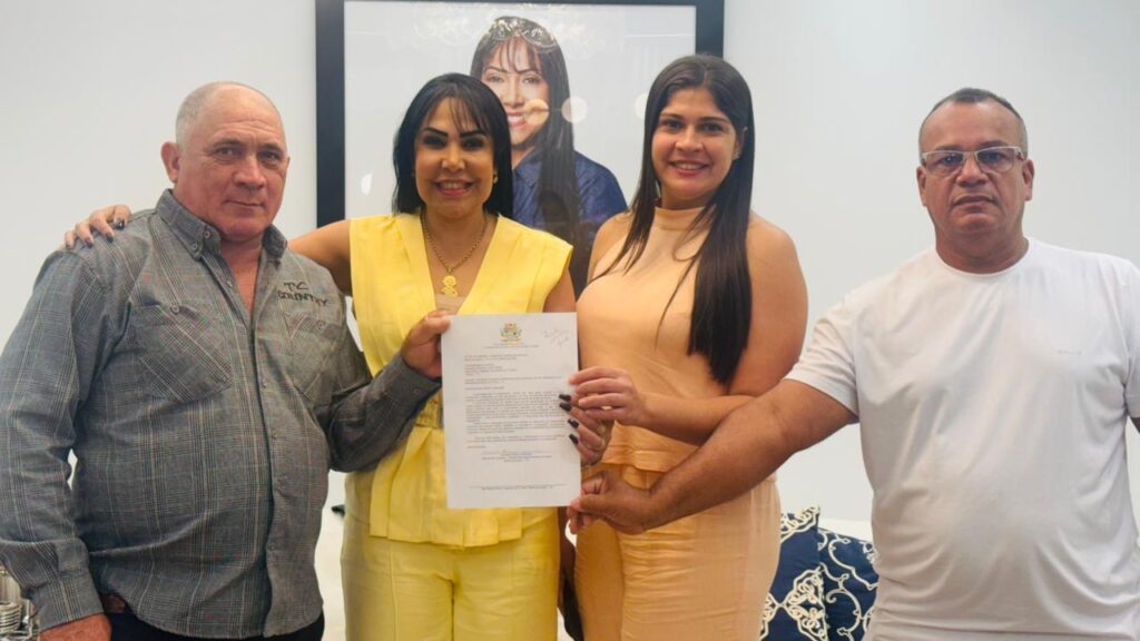 vereadores-de-monte-do-carmo-pedem-apoio-de-janad-valcari-para-fortalecer-saude-do-municipio