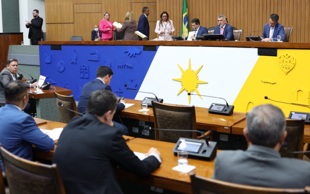 Aleto autoriza Governo do Estado a contrair empréstimo de R$ 1,7 bi aleto-autoriza-governo-do-estado-a-contrair-emprestimo-de-r$-1,7-bi