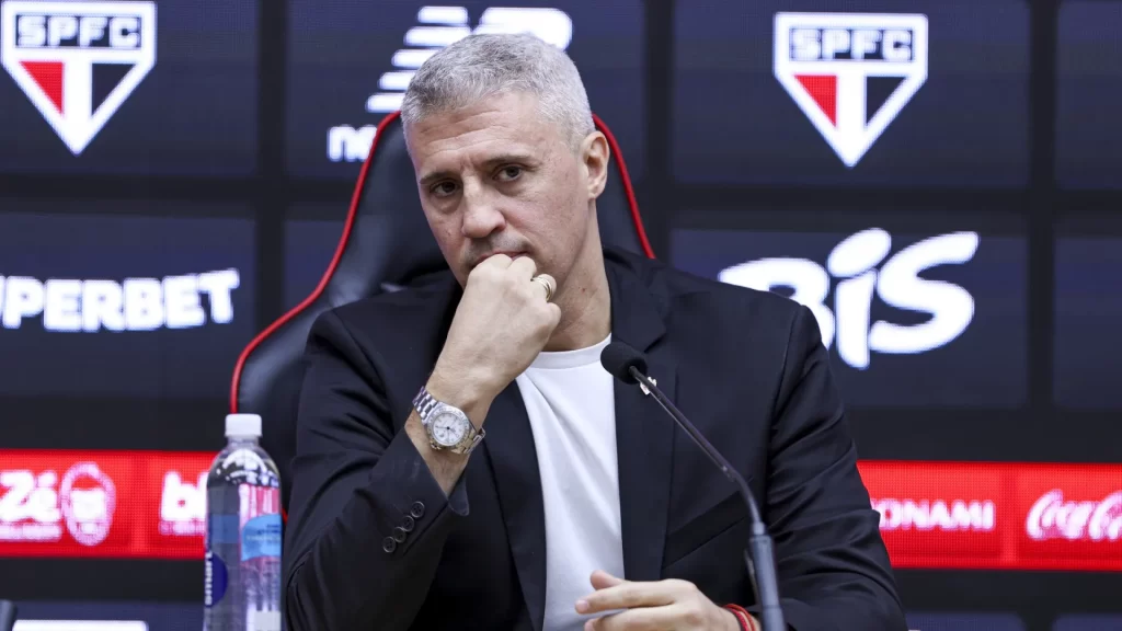 Crespo afasta pressão no São Paulo após vitória, mas deixa futuro em aberto: ‘Não sei se fico’ crespo-afasta-pressao-no-sao-paulo-apos-vitoria,-mas-deixa-futuro-em-aberto:-‘nao-sei-se-fico’