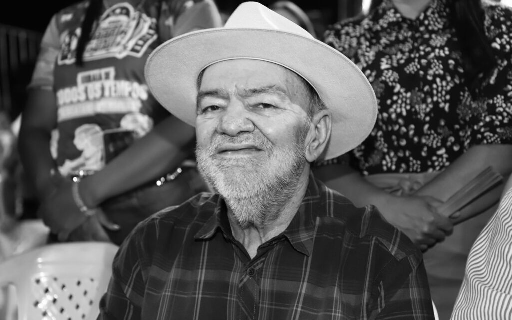 Nota de Pesar pelo falecimento do prefeito de Augustinópolis, Antônio Cayres nota-de-pesar-pelo-falecimento-do-prefeito-de-augustinopolis,-antonio-cayres