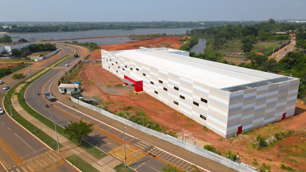 Congresso das Testemunhas de Jeová reflete sobre o significado da adoração sincera a Deus