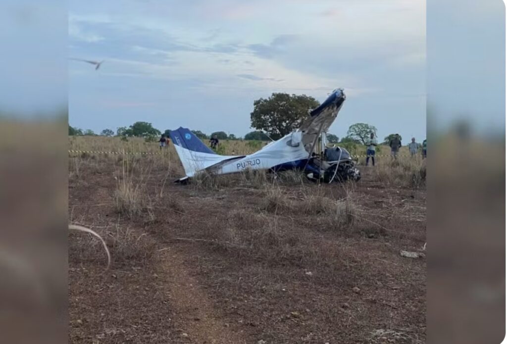 Avião cai e deixa uma pessoa morta e outra ferida no Tocantins aviao-cai-e-deixa-uma-pessoa-morta-e-outra-ferida-no-tocantins
