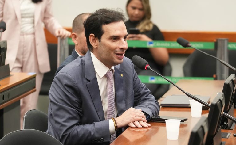 Comissão aprova tempo extra para pessoa com autismo em provas de concurso comissao-aprova-tempo-extra-para-pessoa-com-autismo-em-provas-de-concurso