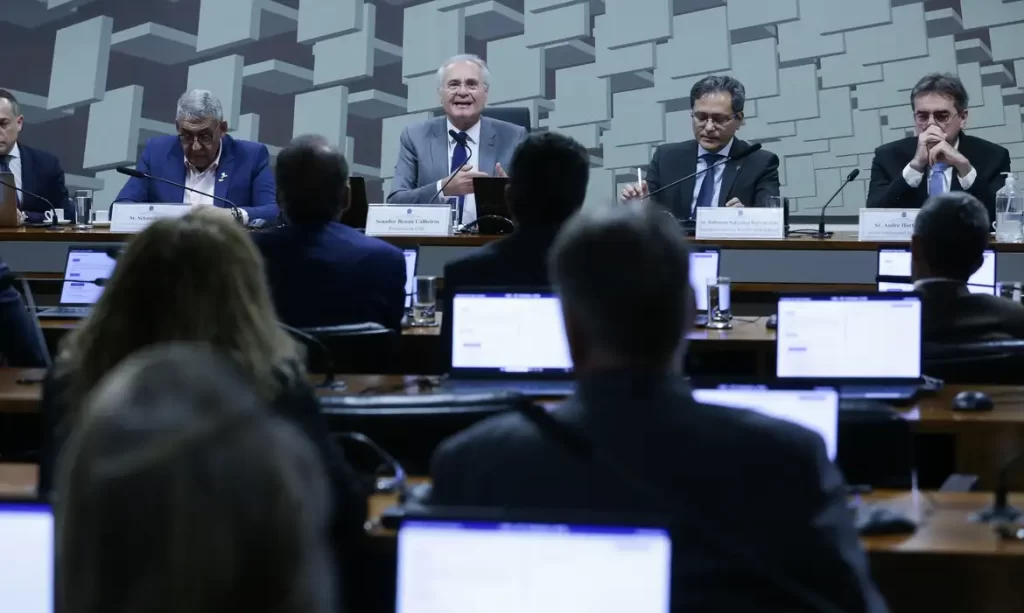 comissao-do-senado-aprova-isencao-do-ir-para-quem-ganha-ate-r$-5-mil