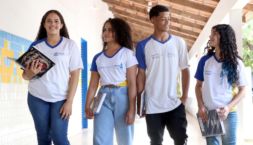 Tocantins tem mais de 12 mil concluintes do ensino médio público inscritos no Enem 2025 tocantins tem-mais-de-12-mil concluintes-do-ensino-medio-publico inscritos-no-enem-2025