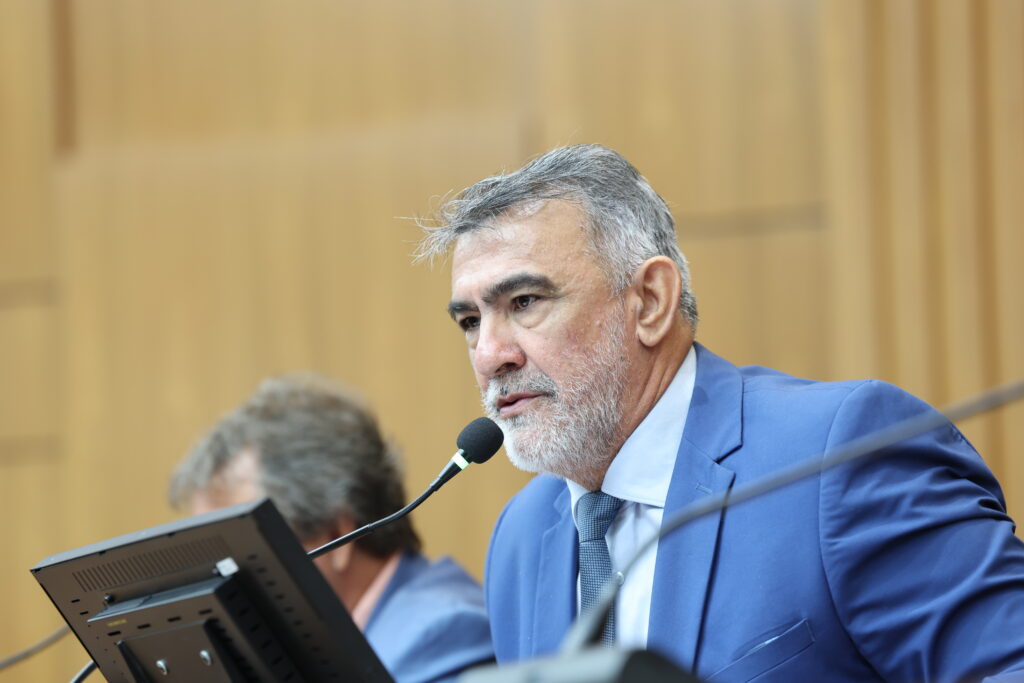 LDO 2026: Emendas de Amélio priorizam infraestrutura no Bico e curso de Medicina em Dianópolis ldo-2026:-emendas-de-amelio-priorizam-infraestrutura-no-bico-e-curso-de-medicina-em-dianopolis
