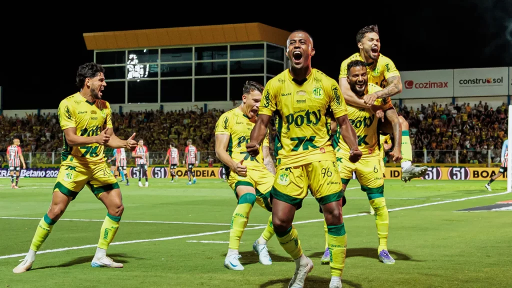 Técnico trocou Mirassol pela Série B após subir e fica perto de novo acesso tecnico-trocou-mirassol-pela-serie-b-apos-subir-e-fica-perto-de-novo-acesso