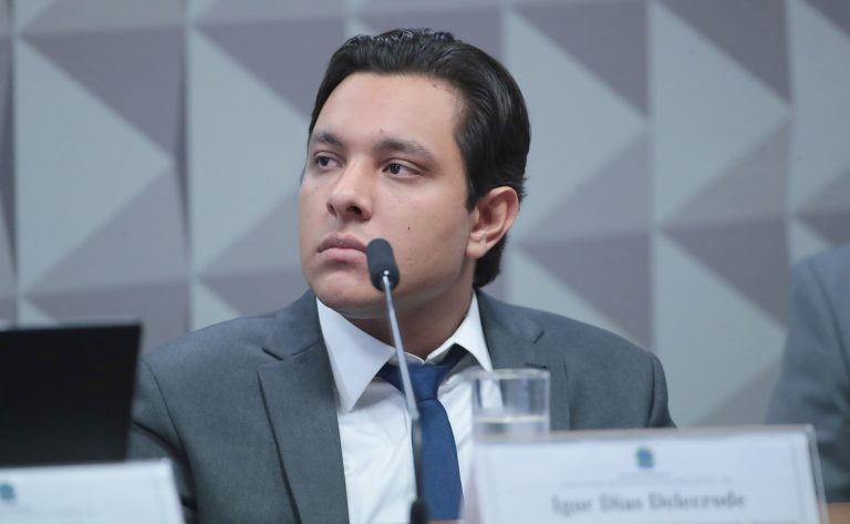 Programador acusado de facilitar descontos ilegais fica calado na CPMI do INSS programador-acusado-de-facilitar-descontos-ilegais-fica-calado-na-cpmi-do-inss