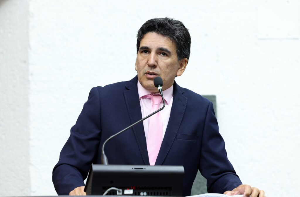 Dep. Prof. Júnior Geo pede impeachment do governador afastado Wanderlei Barbosa dep-prof.-junior-geo-pede-impeachment-do-governador-afastado-wanderlei-barbosa