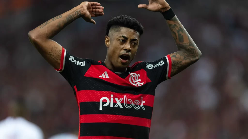 Bruno Henrique escapa de gancho por manipulação e leva multa no STJD bruno-henrique-escapa-de-gancho-por-manipulacao-e-leva-multa-no-stjd