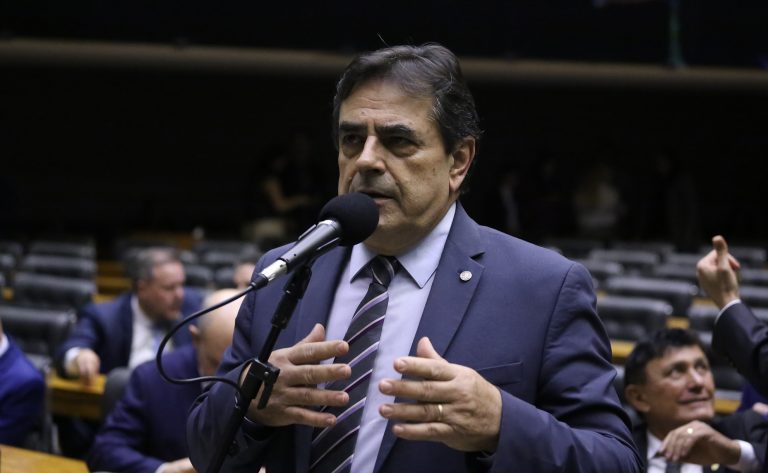Comissão aprova proposta que susta mudança nas regras para importação de cacau africano comissao-aprova-proposta-que-susta-mudanca-nas-regras-para-importacao-de-cacau-africano