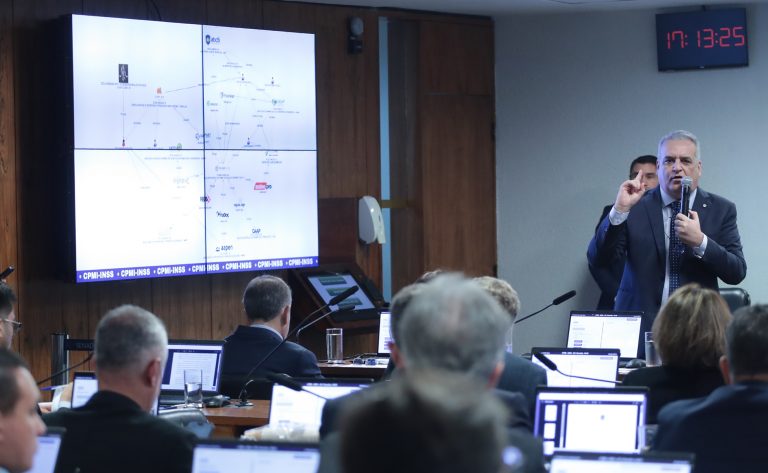 CPMI ouve ex-coordenador de pagamentos do INSS e empresário investigados por desvios cpmi-ouve-ex-coordenador-de-pagamentos-do-inss-e-empresario-investigados-por-desvios