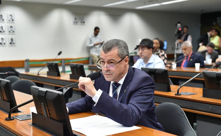 Comissão aprova inclusão de agricultores de subsistência na categoria de extrativistas comissao-aprova-inclusao-de-agricultores-de-subsistencia-na-categoria-de-extrativistas