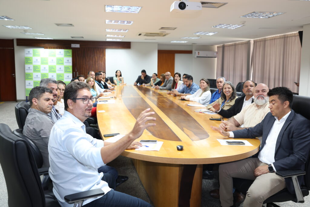 Aleto apresenta aplicativo que amplia transparência de emendas parlamentares aleto-apresenta-aplicativo-que-amplia-transparencia-de-emendas-parlamentares