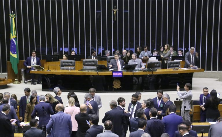 Congresso derruba vetos de Lula ao licenciamento ambiental congresso-derruba-vetos-de-lula-ao-licenciamento-ambiental