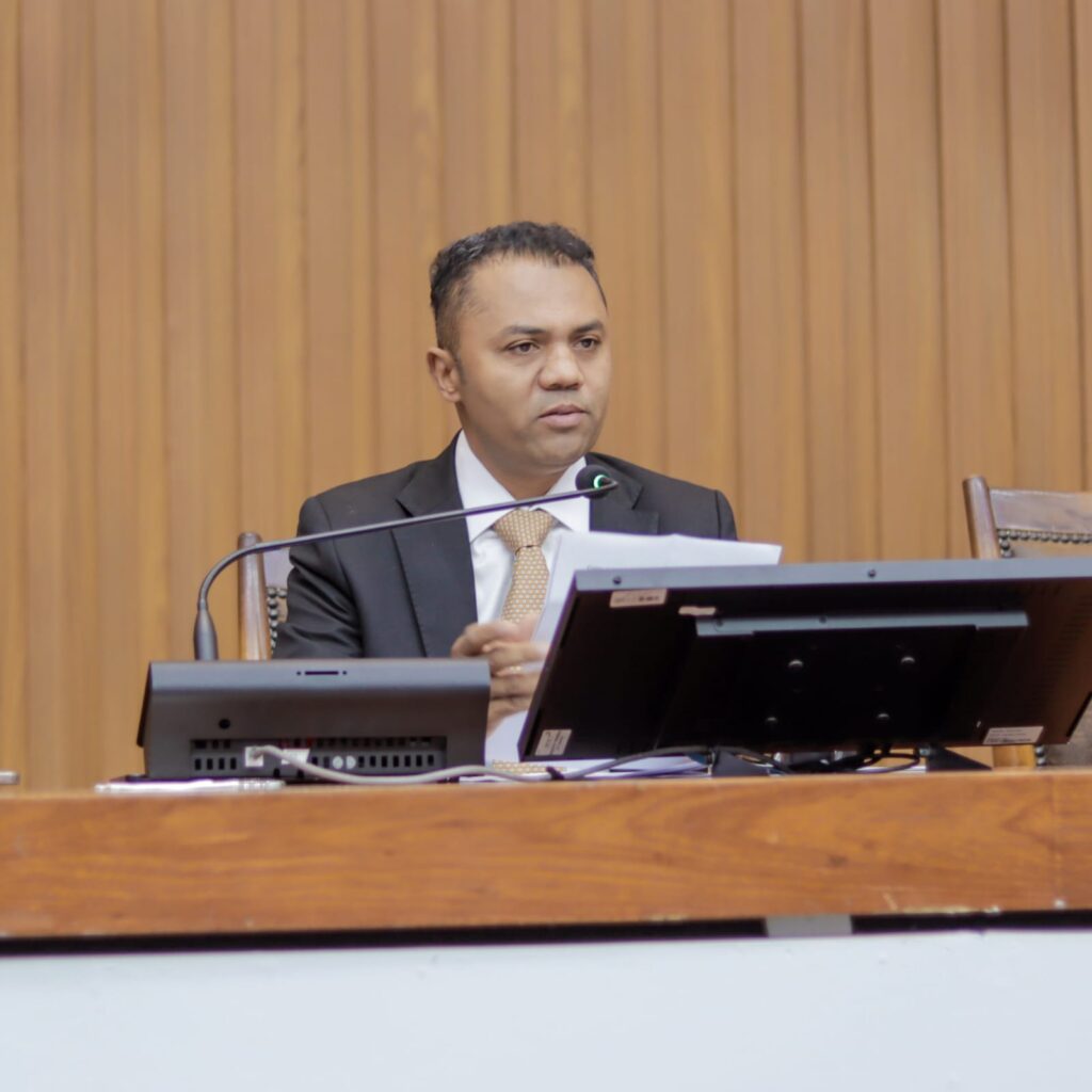 Deputado Moisemar Marinho cobra envio à ALETO da PEC do Teto único, aguardada há anos deputado-moisemar-marinho-cobra-envio-a-aleto-da-pec-do-teto-unico,-aguardada-ha-anos