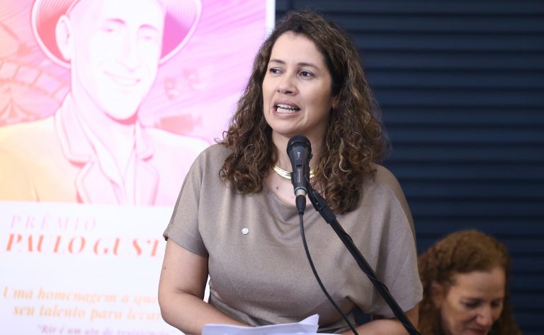Comissão debate Plano Nacional de Cultura e os direitos culturais do povo brasileiro comissao-debate-plano-nacional-de-cultura-e-os-direitos-culturais-do-povo-brasileiro