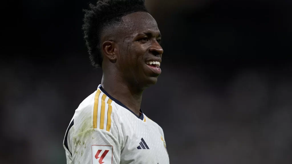 Vinicius Júnior celebra o tetra da Libertadores: ‘Ser Flamengo é um Carnaval’ vinicius-junior-celebra-o-tetra-da-libertadores:-‘ser-flamengo-e-um-carnaval’