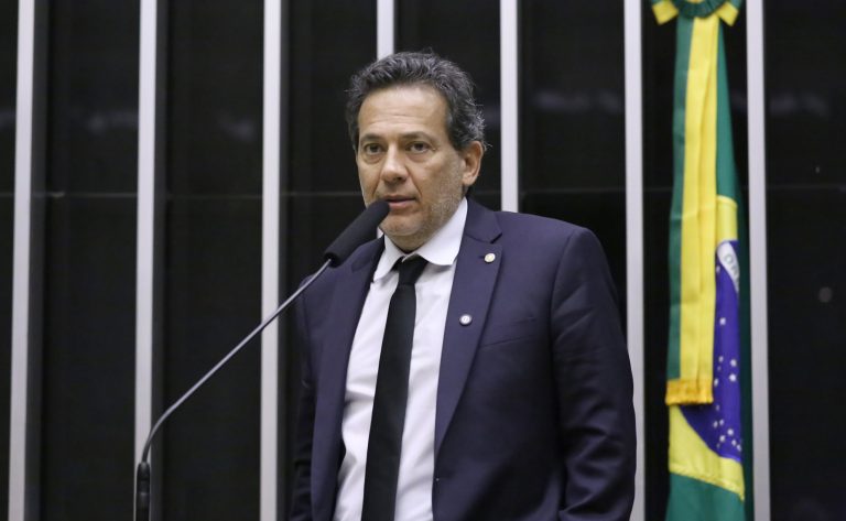 Comissão aprova projeto que isenta de tributo as doações internacionais para hospital público comissao-aprova-projeto-que-isenta-de-tributo-as-doacoes-internacionais-para-hospital-publico
