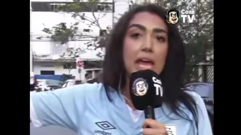 Repórter da Cazé TV sofre agressão em jogo do Santos reporter-da-caze-tv-sofre-agressao-em-jogo-do-santos