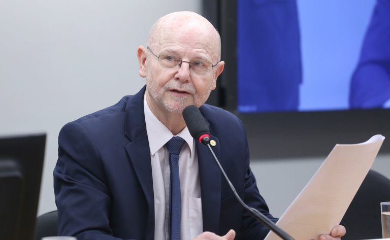 Orçamento 2026: parlamentares propõem R$ 7 bilhões em emendas de transferêcia especial orcamento-2026:-parlamentares-propoem-r$-7-bilhoes-em-emendas-de-transferecia-especial