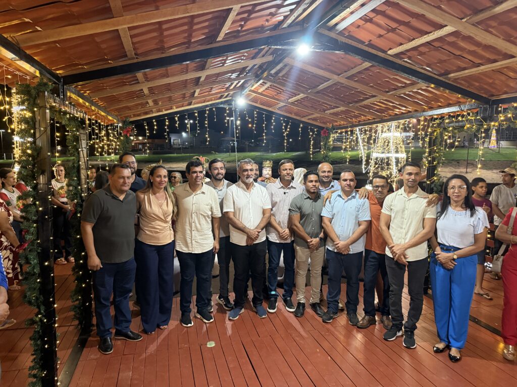 Amélio relembra 40 anos de história e legado da família durante homenagens ao pai e ao irmão amelio-relembra-40-anos-de-historia-e-legado-da-familia-durante-homenagens-ao-pai-e-ao-irmao