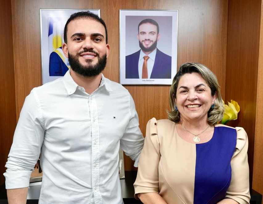 Léo Barbosa cumpre compromisso firmado com Guaraí e município recebe R$ 450 mil para pavimentação leo-barbosa-cumpre-compromisso-firmado-com-guarai-e-municipio-recebe-r$-450-mil-para-pavimentacao