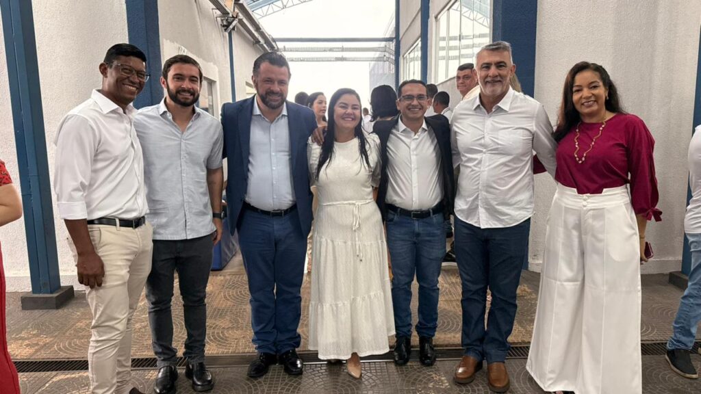 Amélio Cayres recebe homenagem da Unirg pela luta para ampliação do ensino superior amelio-cayres-recebe-homenagem-da-unirg-pela-luta-para-ampliacao-do-ensino-superior