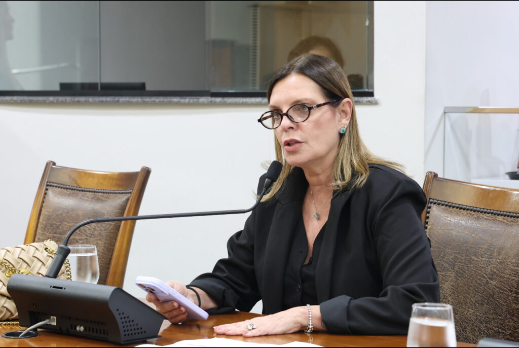 Claudia Lelis solicita reforço no policiamento em avenidas de Palmas durante o período natalino claudia-lelis-solicita-reforco-no-policiamento-em-avenidas-de-palmas-durante-o-periodo-natalino