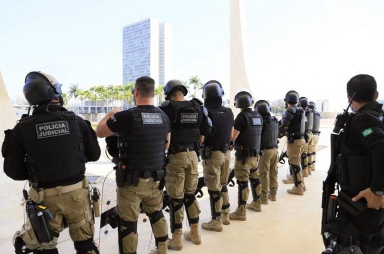 Nova lei reorganiza a carreira da polícia do Poder Judiciário nova-lei-reorganiza-a-carreira-da-policia-do-poder-judiciario