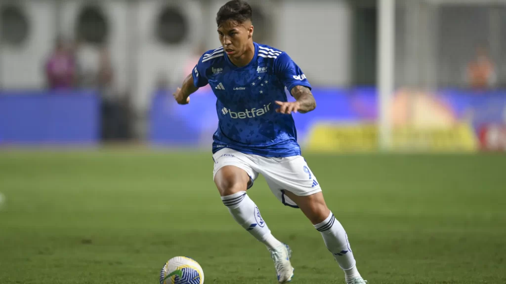 Flamengo cogita esticar corda ainda mais por Kaio Jorge após recusa do Cruzeiro flamengo-cogita-esticar-corda-ainda-mais-por-kaio-jorge-apos-recusa-do-cruzeiro