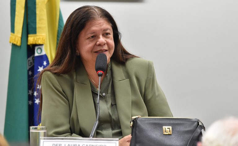 Proposta exige formação e registro para professores de educação física proposta-exige-formacao-e-registro-para-professores-de-educacao-fisica