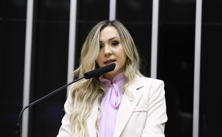Comissão aprova prioridade na tramitação de ações de investigação de paternidade comissao-aprova-prioridade-na-tramitacao-de-acoes-de-investigacao-de-paternidade