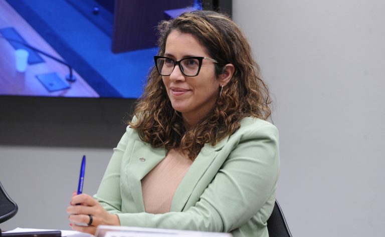 Comissão aprova recursos para acessibilidade e incentivo a bibliotecas comunitárias comissao-aprova-recursos-para-acessibilidade-e-incentivo-a-bibliotecas-comunitarias