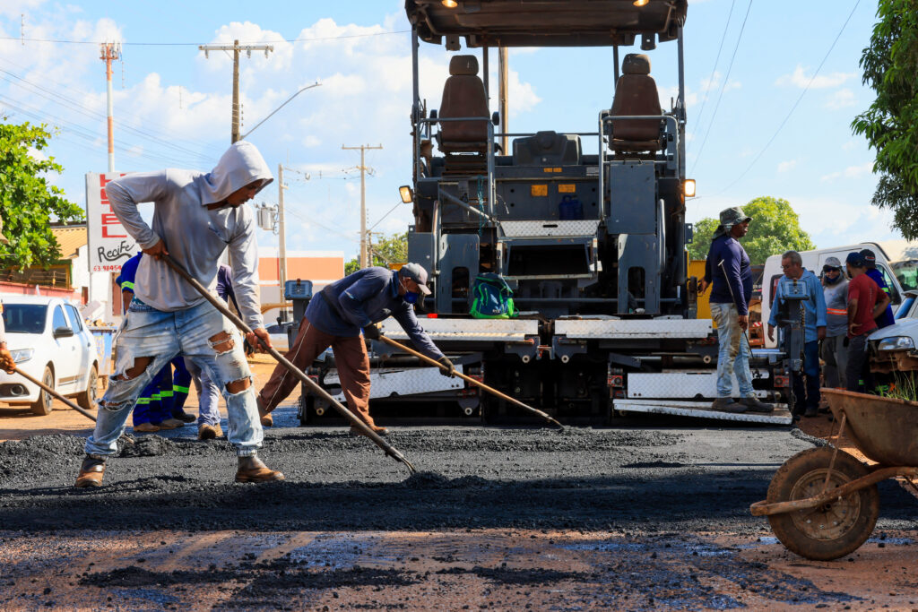 Prefeitura amplia recapeamento da marginal leste da BR-010 em Taquaralto prefeitura-amplia-recapeamento-da-marginal-leste-da-br-010-em-taquaralto