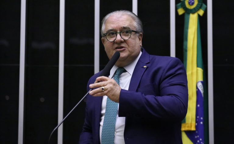 Comissão aprova criação de unidades bancárias para não residentes no Brasil comissao-aprova-criacao-de-unidades-bancarias-para-nao-residentes-no-brasil