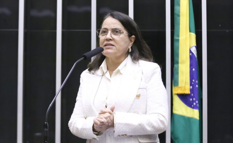 Proposta cria programa de acompanhamento da saúde mental de crianças e adolescentes proposta-cria-programa-de-acompanhamento-da-saude-mental-de-criancas-e-adolescentes