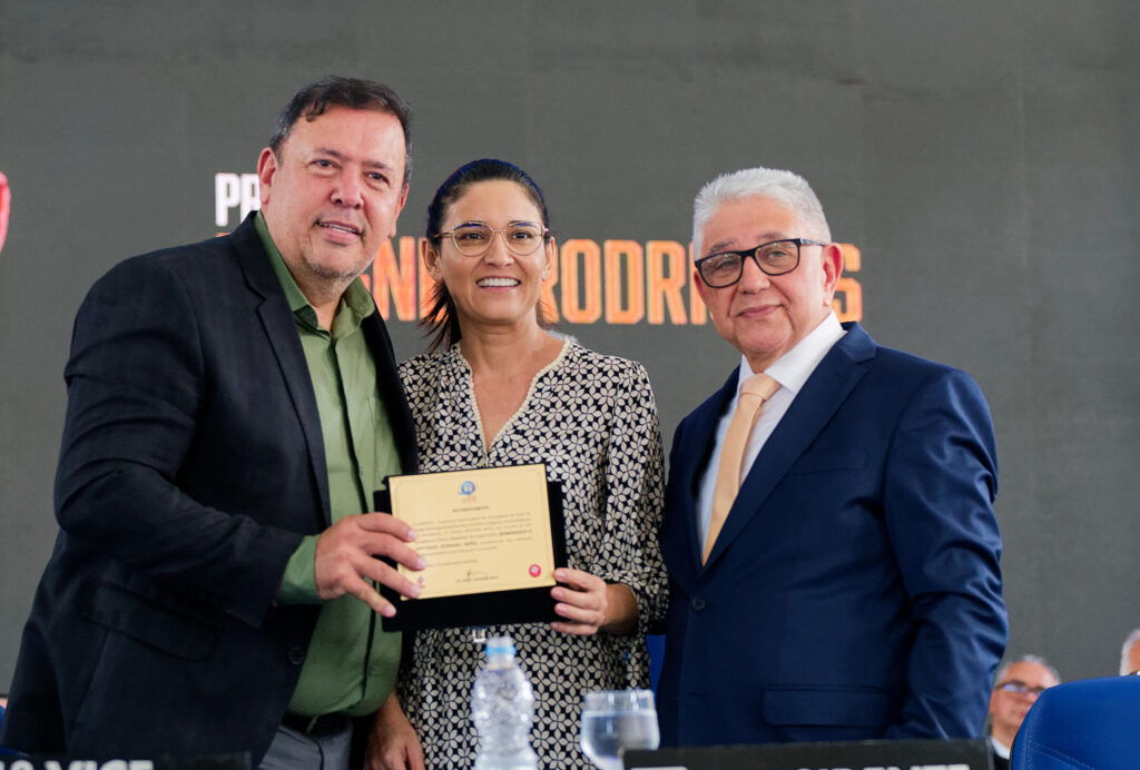 Deputado Gipão recebe homenagem na 90ª AGO da Ciadseta em Araguaína deputado-gipao-recebe-homenagem-na-90a-ago-da-ciadseta-em-araguaina