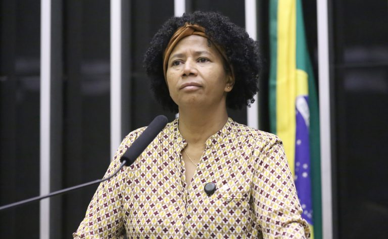 Comissão aprova direito a tratamento de câncer no estado onde mora o paciente comissao-aprova-direito-a-tratamento-de-cancer-no-estado-onde-mora-o-paciente
