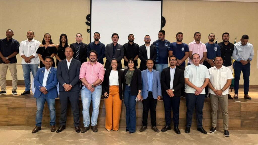 Deputada Janad Valcari participa da posse da nova diretoria da Assoeto deputada-janad-valcari-participa-da-posse-da-nova-diretoria-da-assoeto