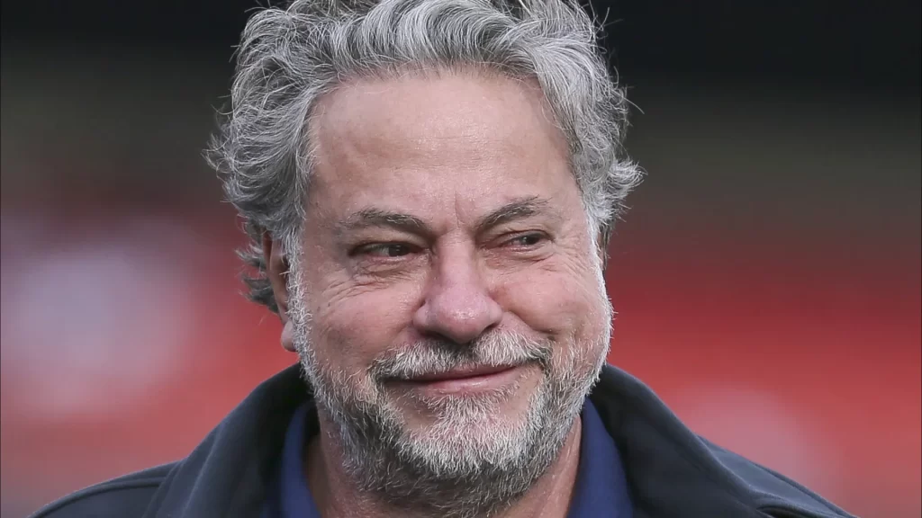 sob-suspeita-de-desvios-e-fragilizado,-casares-encara-votacao-de-impeachment