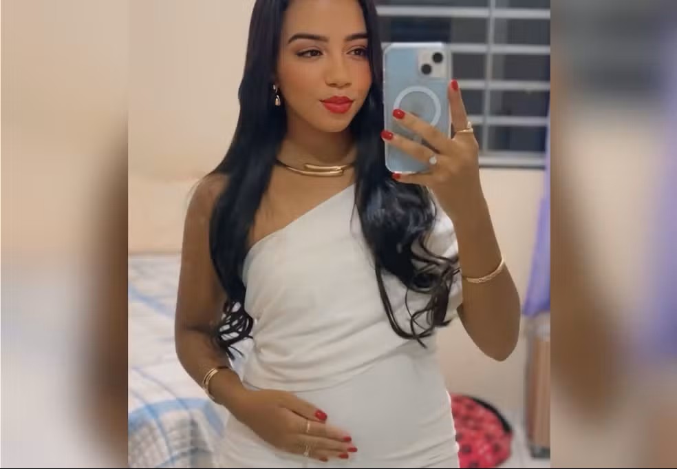 Motociclista grávida morre em hospital após colisão com caminhonete motociclista-gravida-morre-em-hospital-apos-colisao-com-caminhonete